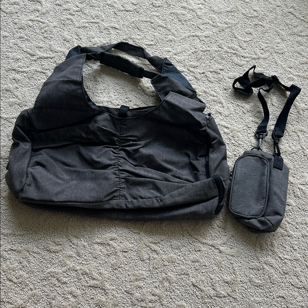 Stylish Gray Tote Bag with Matching Pouch